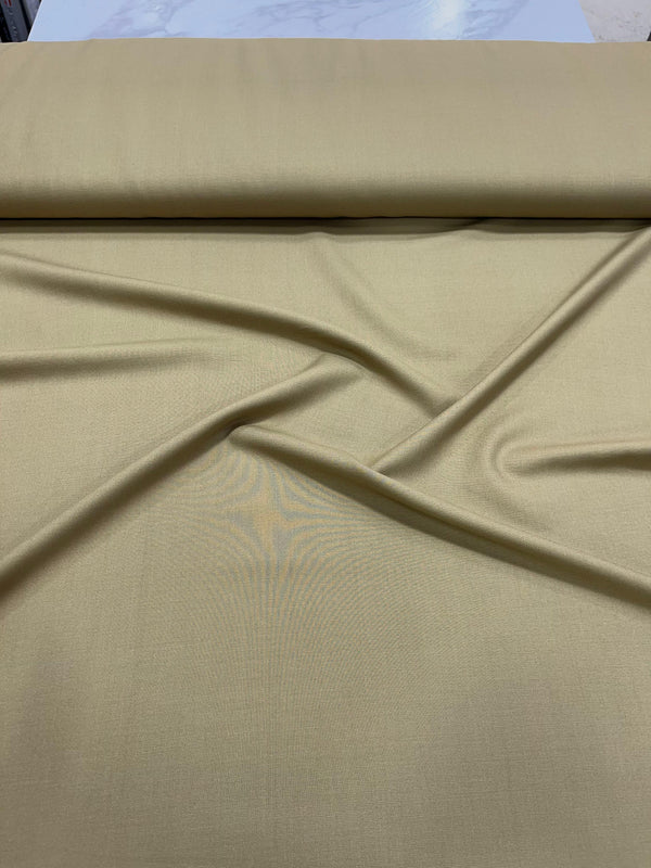 Lorenzo grace suiting